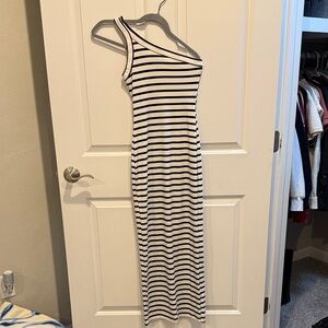 Striped One-Shoulder Maxi Bodycon Dress